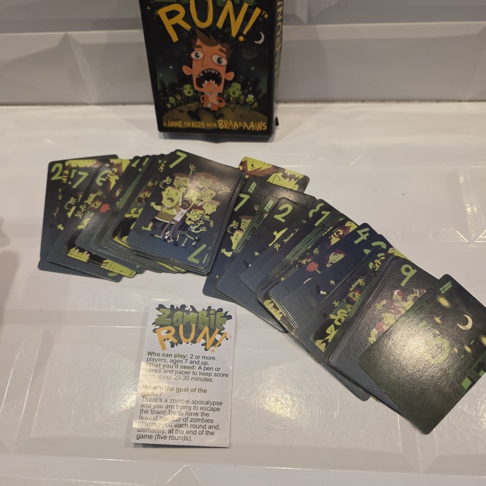 Zombie Run!‎ Card Game Haywire Group 2014 7+ 100% Complete - Picture 2 of 4